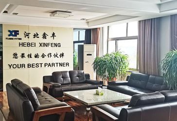 จีน Hebei Xinfeng High-pressure Flange and Pipe Fitting Co., Ltd.