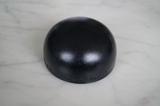 เหล็กกล้าคาร์บอน ISO9001 A234 WPB Cap ANSI B16.28 0.5 นิ้วถึง 48 นิ้ว Blakc Paint