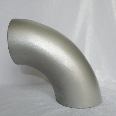 สีดำ CS SS ฟิตติ้ง ASME B16.9 B16.28 รอยเชื่อมน้ำมันกันสนิม 45 60 90 180 องศา