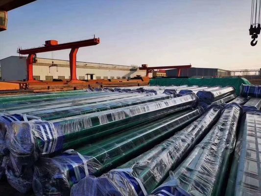 เหล็กกล้าคาร์บอนไม่มีรอยต่อ ASTM A106 ASME B36.1 SCH40 SCH80 การทาสีท่อเหล็กดำ