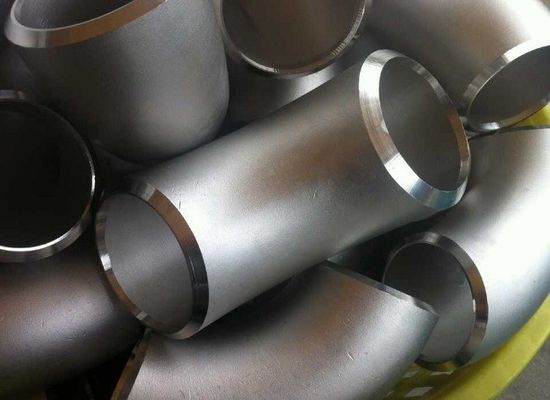 30 องศา 60 องศา 120 องศาก้นเชื่อมท่อเหล็กข้อศอกไม่มีรอยต่อ SCH40 A234 WPB